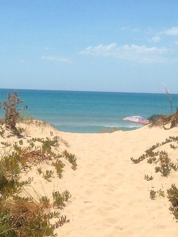 Villa Fiori Beach Менфі Екстер'єр фото