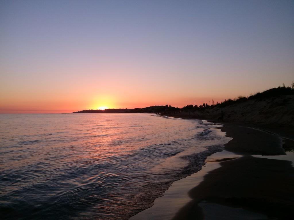 Villa Fiori Beach Менфі Екстер'єр фото